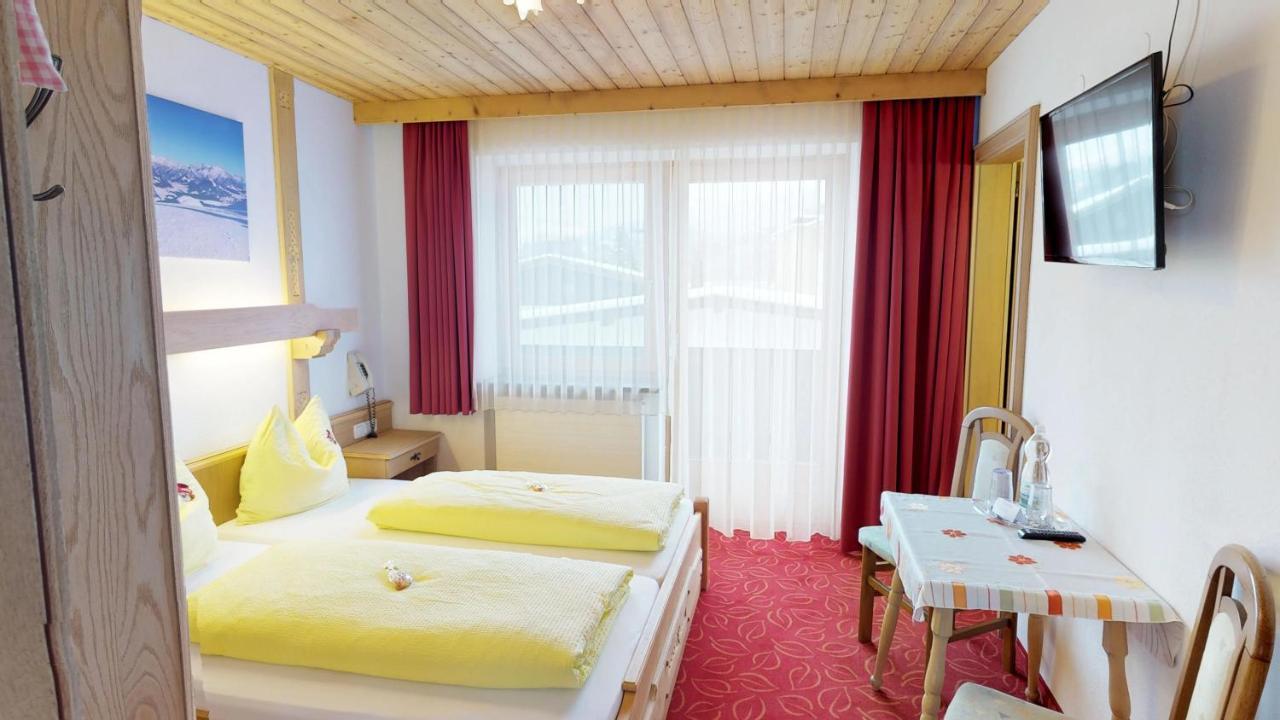 Familienhotel Central Sankt Johann in Tirol Bilik gambar